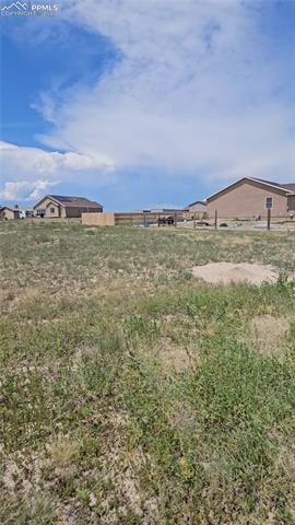 385 E Larchmont Dr, Pueblo, CO 81007