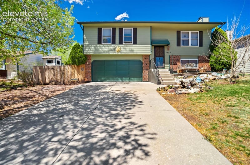 3850 Rosemere St, Colorado Springs, CO 80906