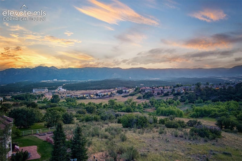 387 Fox Run Cir, Colorado Springs, CO 80921