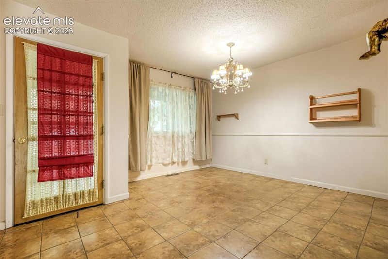 3908 Mariposa St, Colorado Springs, CO 80907