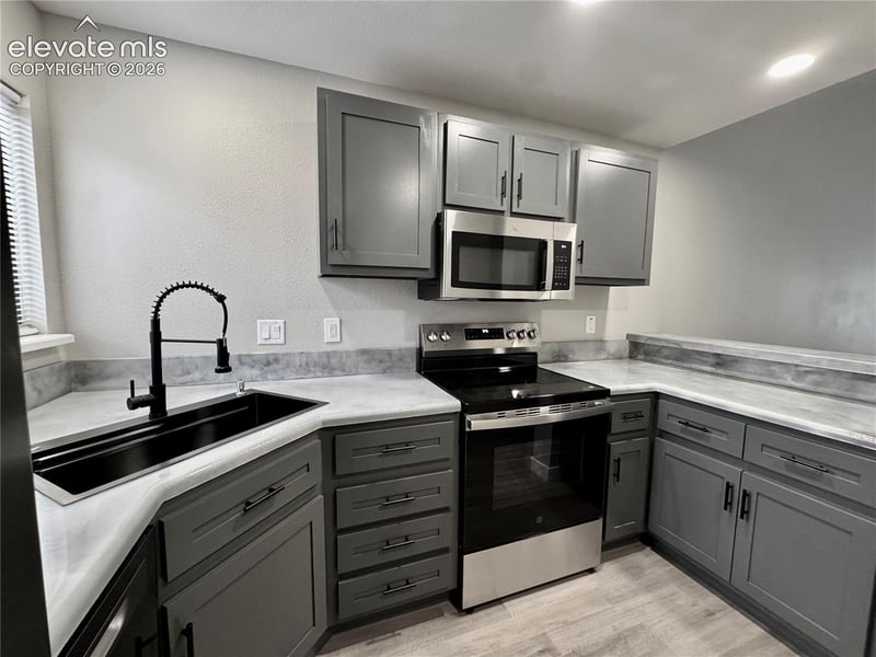 3921 Berkley Ct, Colorado Springs, CO 80906