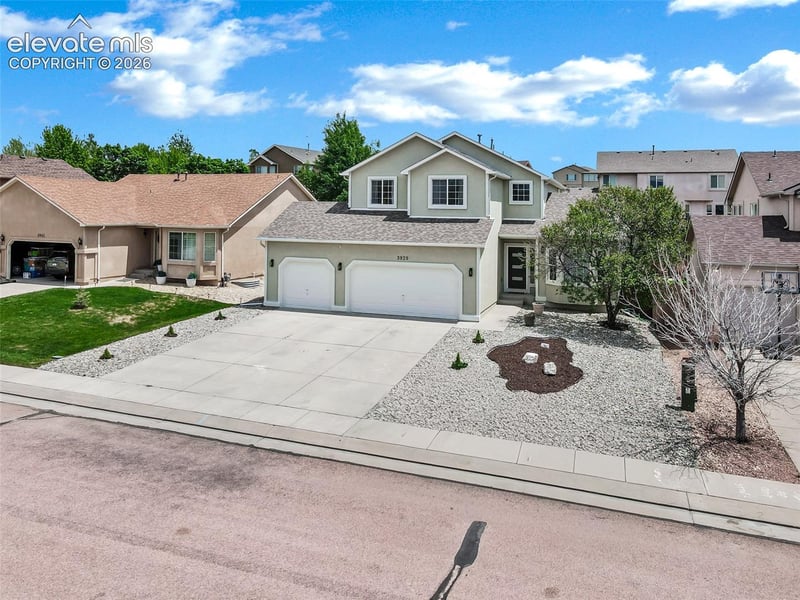 3929 Pronghorn Meadows Cir, Colorado Springs, CO 80922