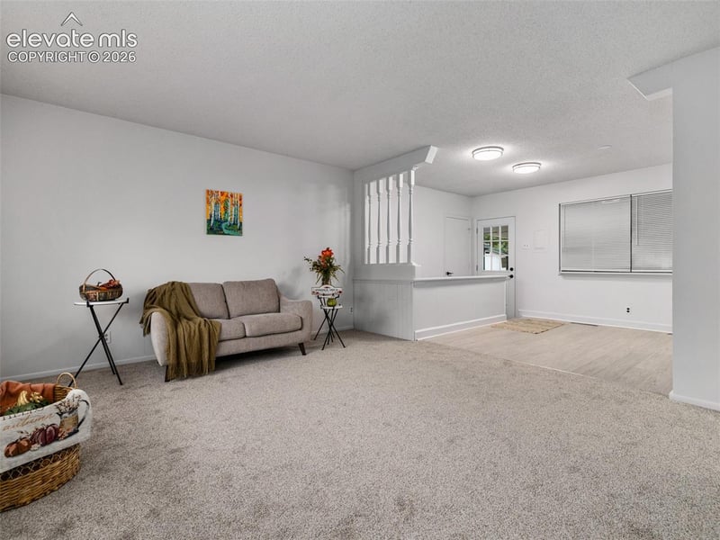 3950 Fairfield Ln, Pueblo, CO 81005