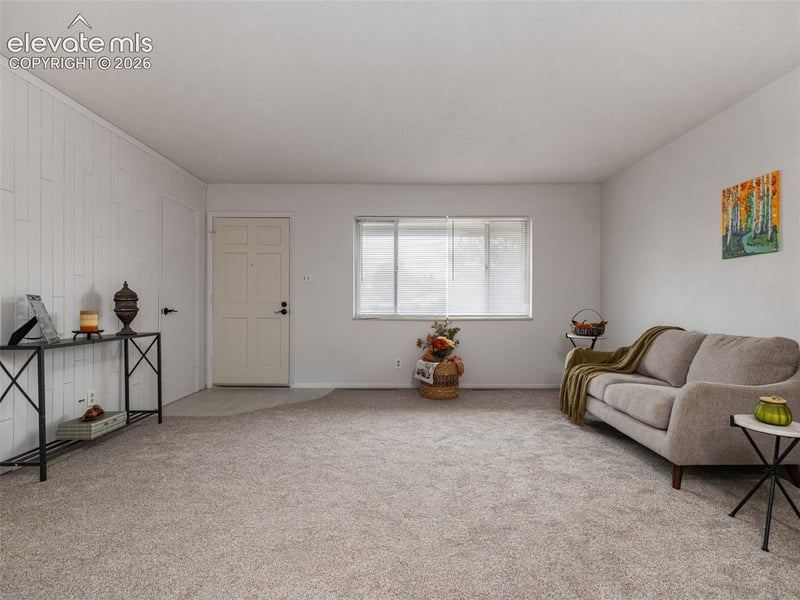 3950 Fairfield Ln, Pueblo, CO 81005