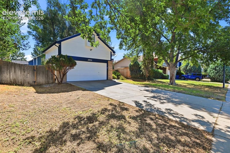 3951 Shining Star Dr, Colorado Springs, CO 80925