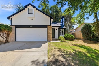 3951 Shining Star Dr, Colorado Springs, CO 80925