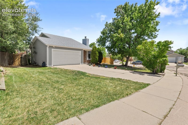 3955 Rosemere St, Colorado Springs, CO 80906