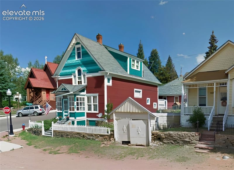 401 E Carr Ave, Cripple Creek, CO 80813