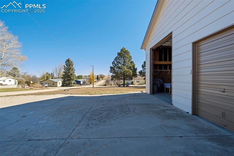 401 Cheyenne St, Calhan, CO 80808