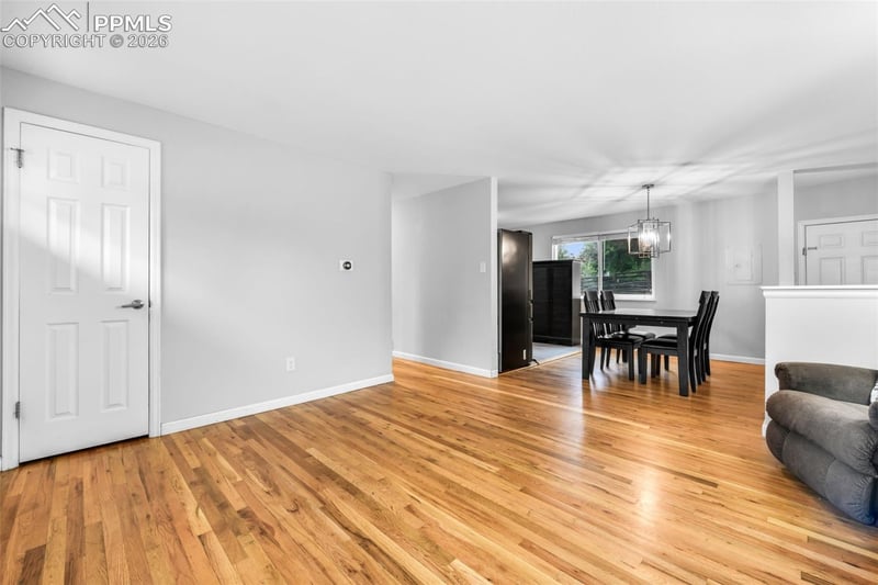 4014 Tennyson Ave, Colorado Springs, CO 80910