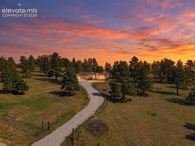 40250 Gold Nugget Dr, Deer Trail, CO 80105