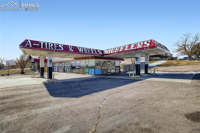 404 S Circle Dr, Colorado Springs, CO 80910