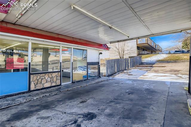 404 S Circle Dr, Colorado Springs, CO 80910