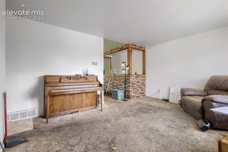 4040 Hollow Rd, Colorado Springs, CO 80917