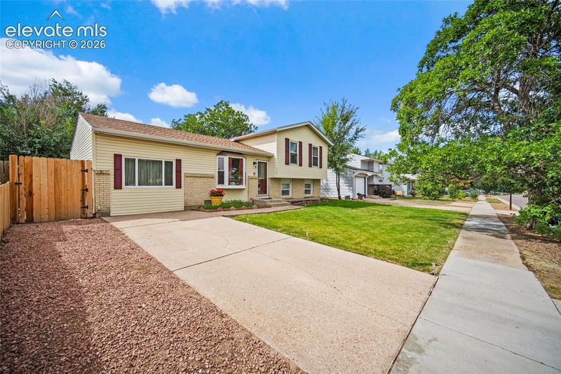 4105 London Ln, Colorado Springs, CO 80916