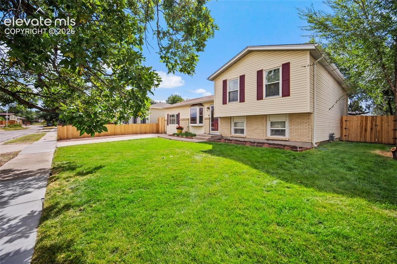 4105 London Ln, Colorado Springs, CO 80916
