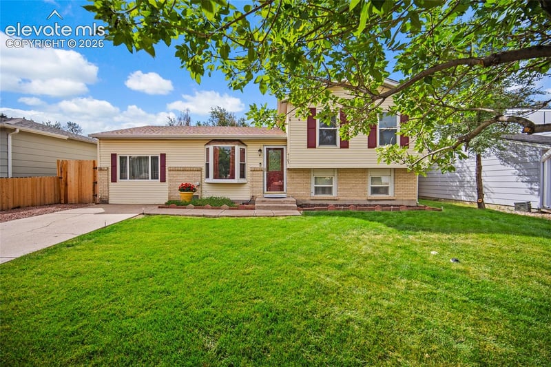 4105 London Ln, Colorado Springs, CO 80916