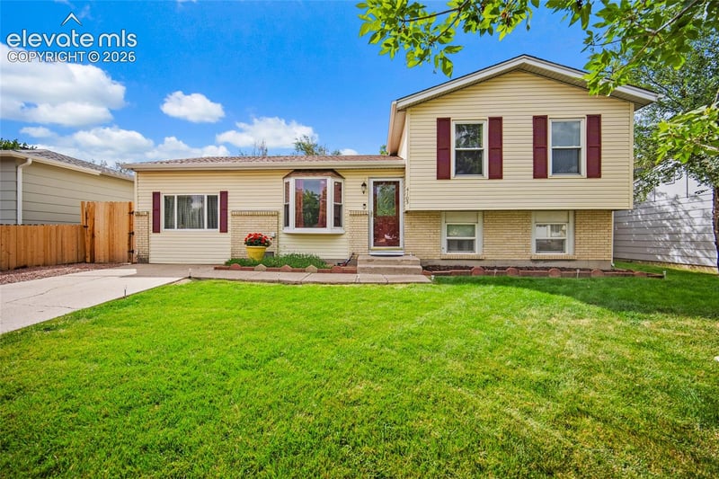 4105 London Ln, Colorado Springs, CO 80916