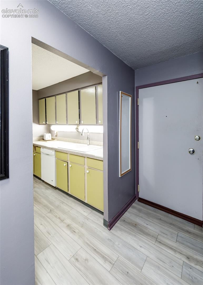 411 Lakewood Cir #A1005, Colorado Springs, CO 80910