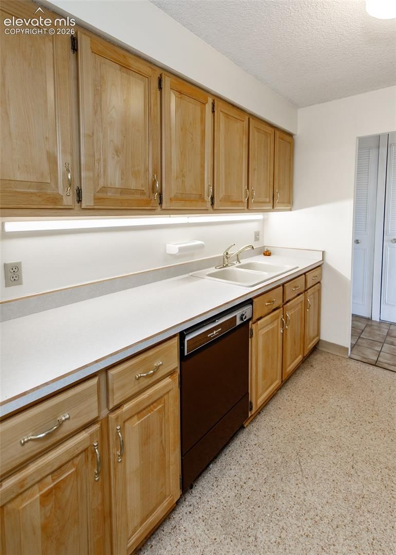 411 Lakewood Cir #A706, Colorado Springs, CO 80910