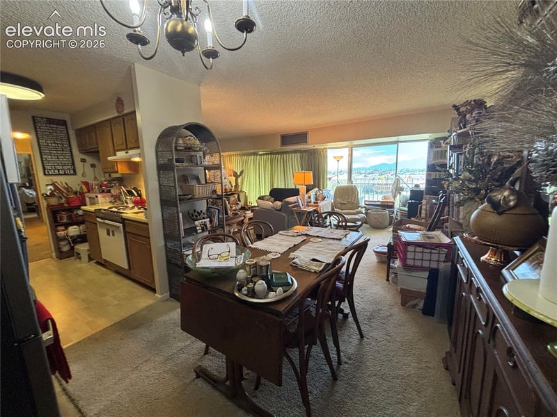 411 Lakewood Cir #B-813, Colorado Springs, CO 80910