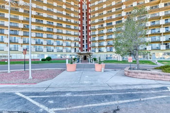 411 Lakewood Cir #B1016, Colorado Springs, CO 80910