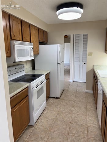 411 Lakewood Cir #B530, Colorado Springs, CO 80910