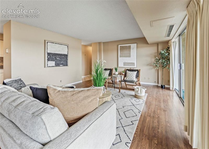 411 Lakewood Cir #B712, Colorado Springs, CO 80910