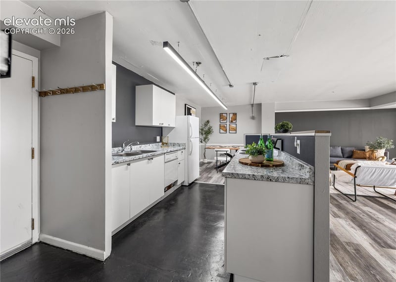 411 Lakewood Cir #C404, Colorado Springs, CO 80910