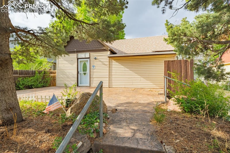 416 W Platte Ave, Colorado Springs, CO 80905