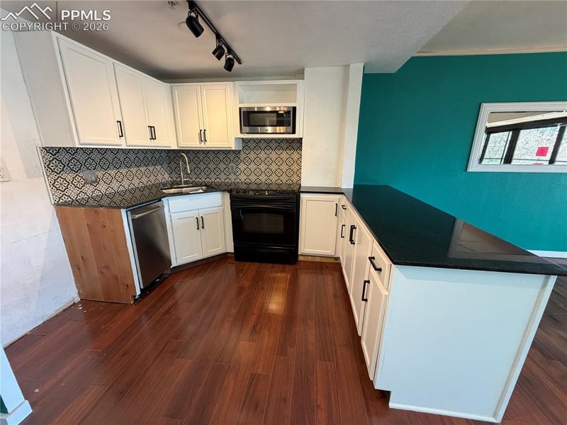 417 E Kiowa St #206, Colorado Springs, CO 80903