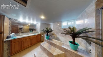 4180 S Monaco Pw, Denver, CO 80237