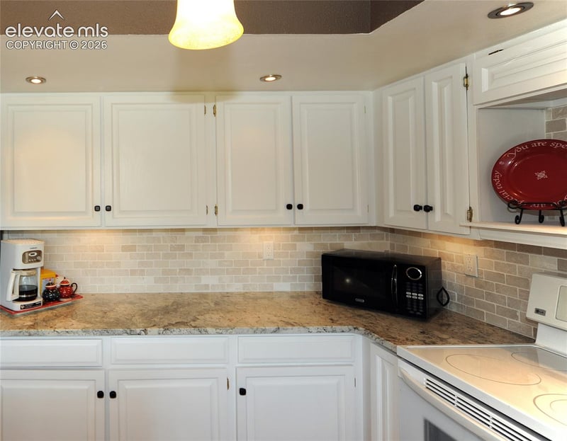 4191 Hampshire Pl, Colorado Springs, CO 80906