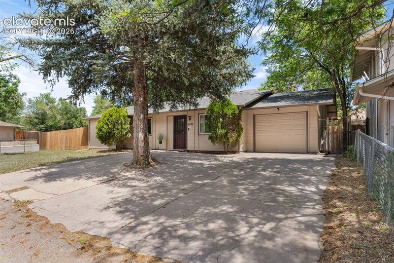 4197 Deerfield Hills Rd, Colorado Springs, CO 80916