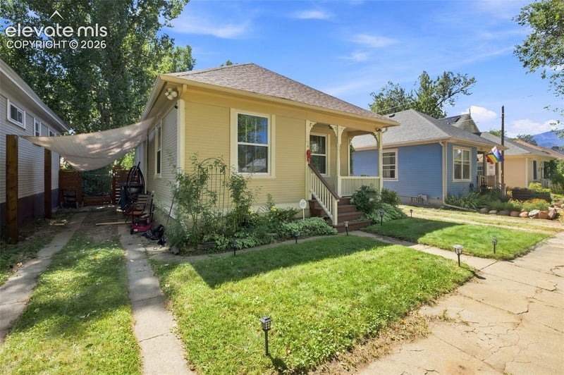 421 E Caramillo St, Colorado Springs, CO 80907
