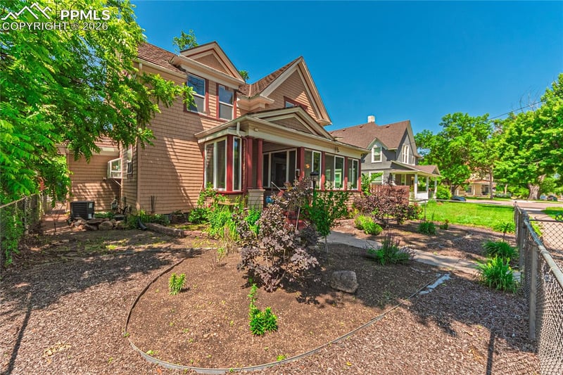 422 E Dale St, Colorado Springs, CO 80923