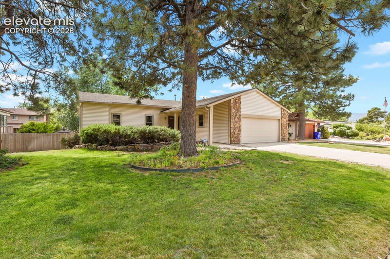 4255 Brigadoon Ln, Colorado Springs, CO 80909