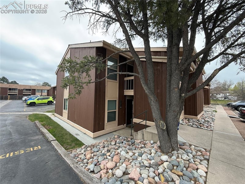 4275 N Carefree Cir #A, Colorado Springs, CO 80917