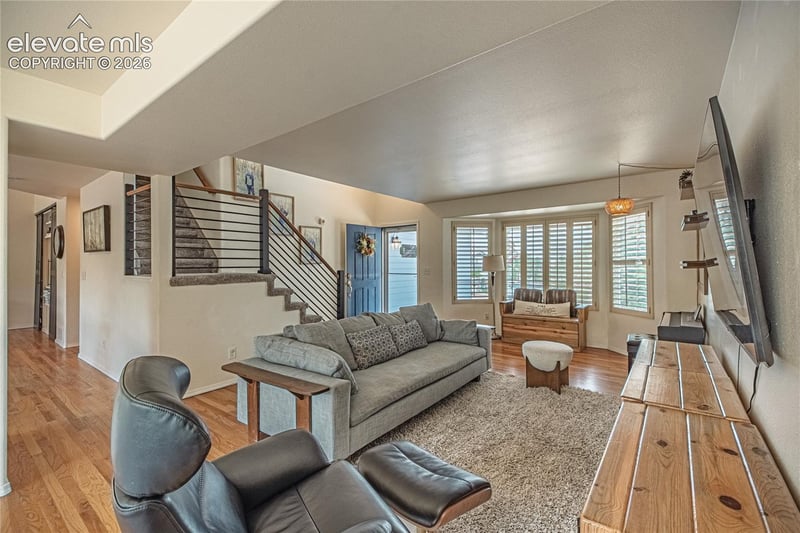430 Oxbow Dr, Monument, CO 80132