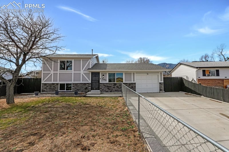 4303 S Millburn NA, Colorado Springs, CO 80906