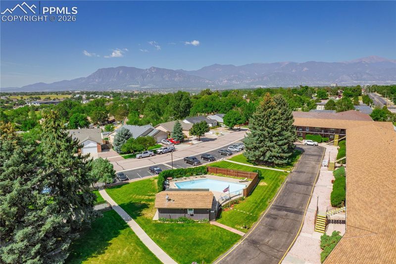 434 Valley Hi Cir #B6, Colorado Springs, CO 80910