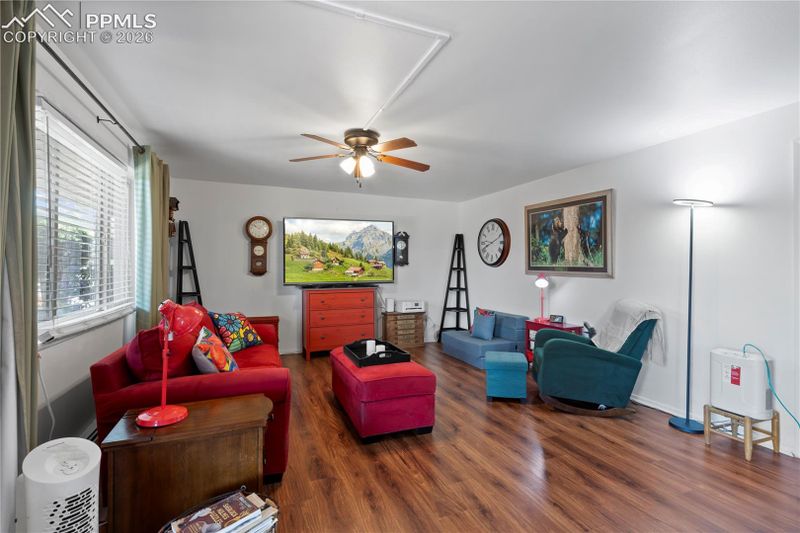 434 Valley Hi Cir #B6, Colorado Springs, CO 80910