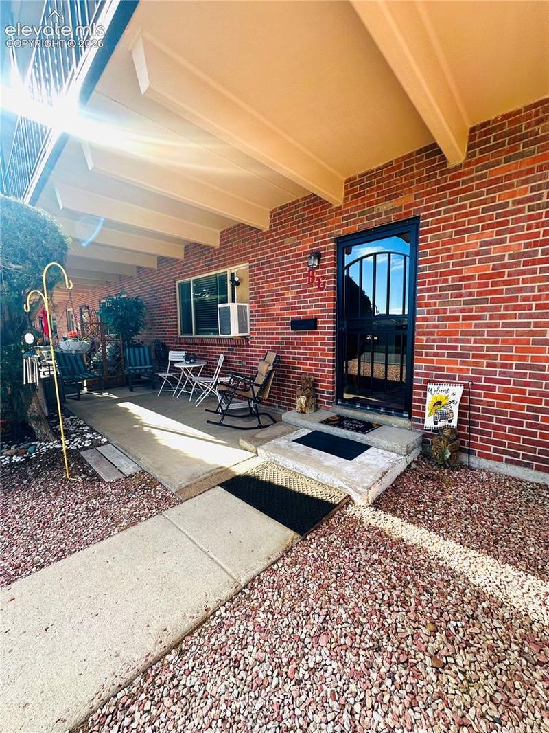 434 Valley Hi Cir #B6, Colorado Springs, CO 80910