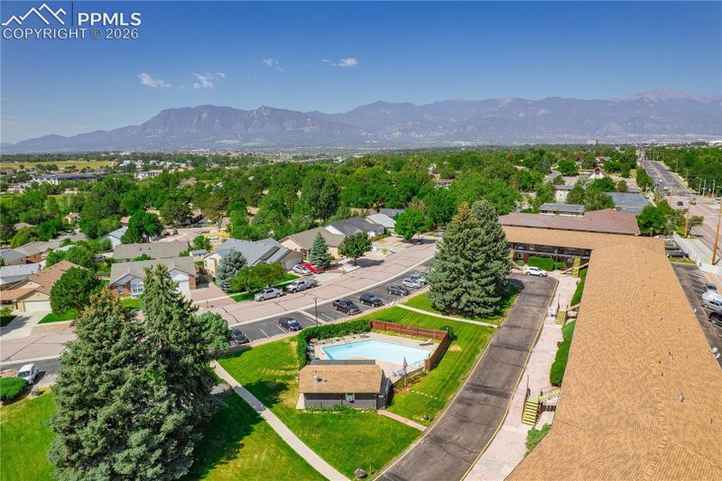 434 Valley Hi Cir #B6, Colorado Springs, CO 80910