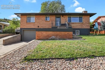 441 E Fountain Pl, Manitou Springs, CO 80829