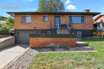 441 E Fountain Pl, Manitou Springs, CO 80829