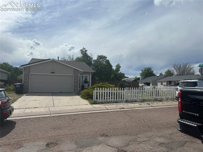 4410 Hennings Dr, Colorado Springs, CO 80911