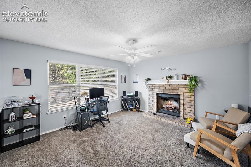 4450 Stonehaven Dr, Colorado Springs, CO 80906