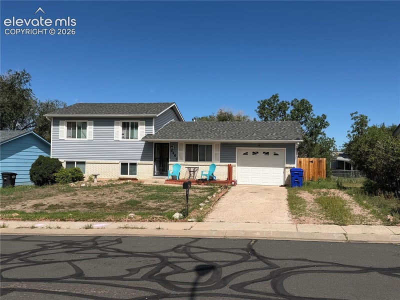 4460 Carolyn Dr, Colorado Springs, CO 80916