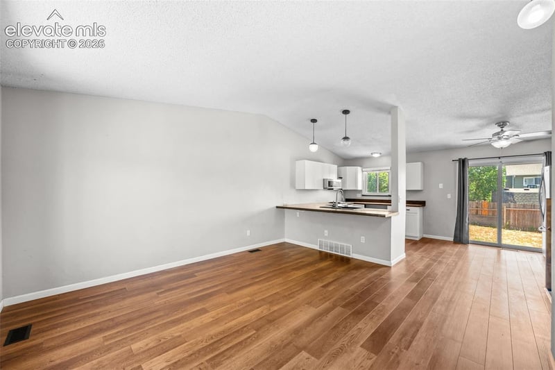 4475 Moonbeam Dr, Colorado Springs, CO 80916